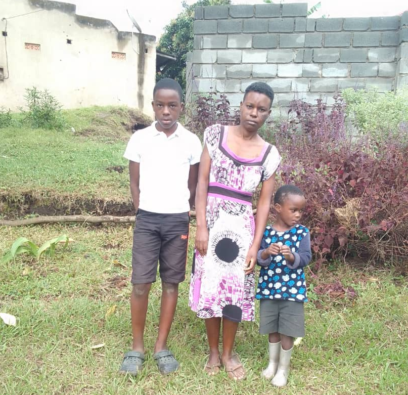  Help save the life of the young mother Gloria